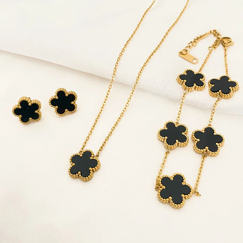 Black Gold Clover Set